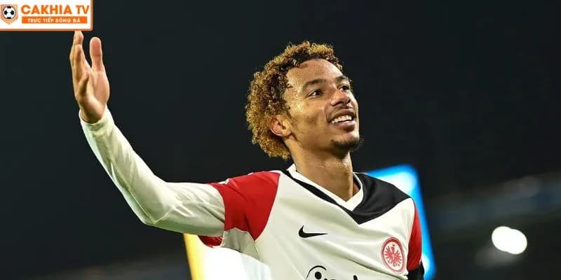 Man United săn tiền đạo Hugo Ekitike: Tại sao Quỷ Đỏ lại nhắm đến cái tên này?