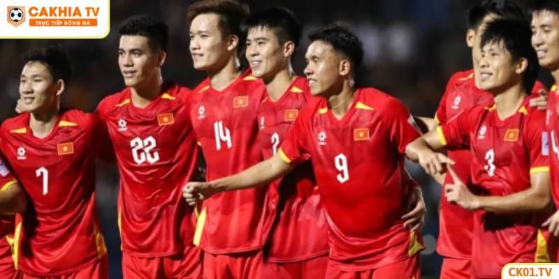 Công Phượng trở lại đội tuyển Việt Nam, đồng đội dành sự quan tâm đặc biệt